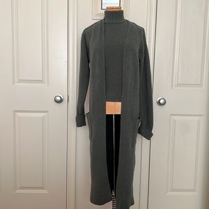 EXPRESS boucle sweater set in size S